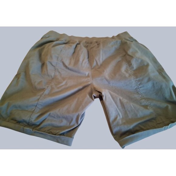 Catherines Cargo Shorts Women 1X Cotton Pull On Black Elastic Waist Pockets cuff - Picture 2 of 7